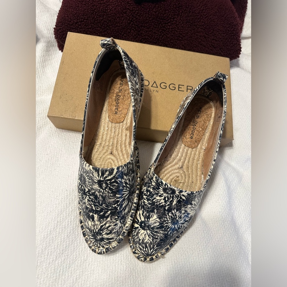 Kelsi Dagger Sunflower Flats